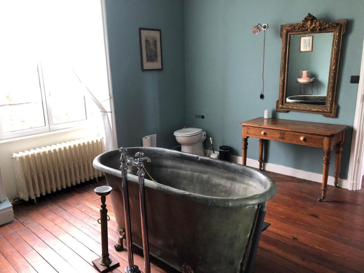 La Maison Ruth Montbray 外观 照片